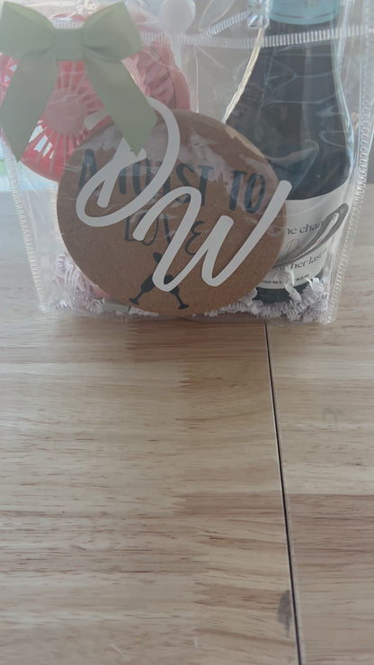 Custom Clear Favor Bags with Handles & Button Closure | Party & Wedding Gift Bags